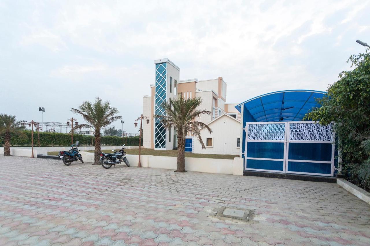 Capital O 69415 Green View Resort Alīgarh Exteriér fotografie